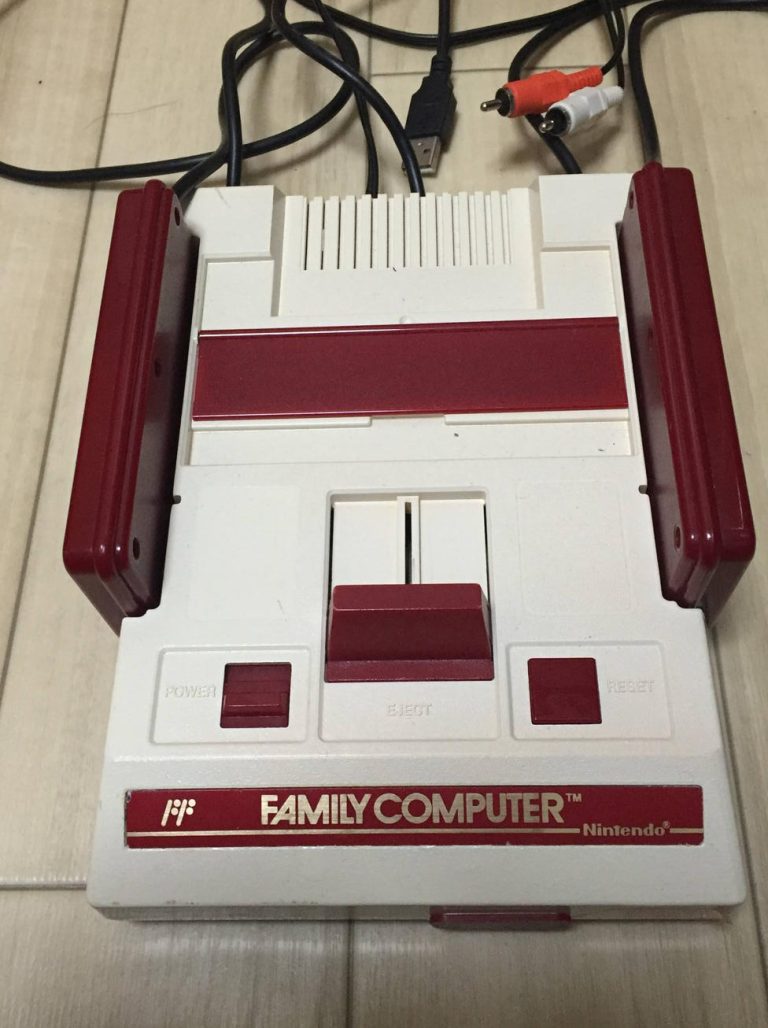 ファミコン本体のラベルシールを自作してみた | kill-time DX
